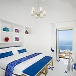 - Blu Villa